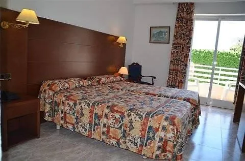 Hotel Venecia Paguera 3*, باغيرا
